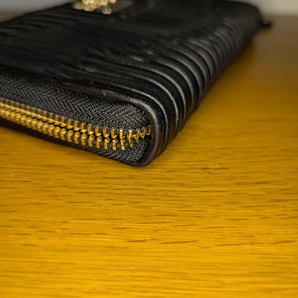 ‼️SOLD‼️⭐Coach⭐ Madison Black Gathered Leather Accordion Zip Wallet - Picture 7 of 11